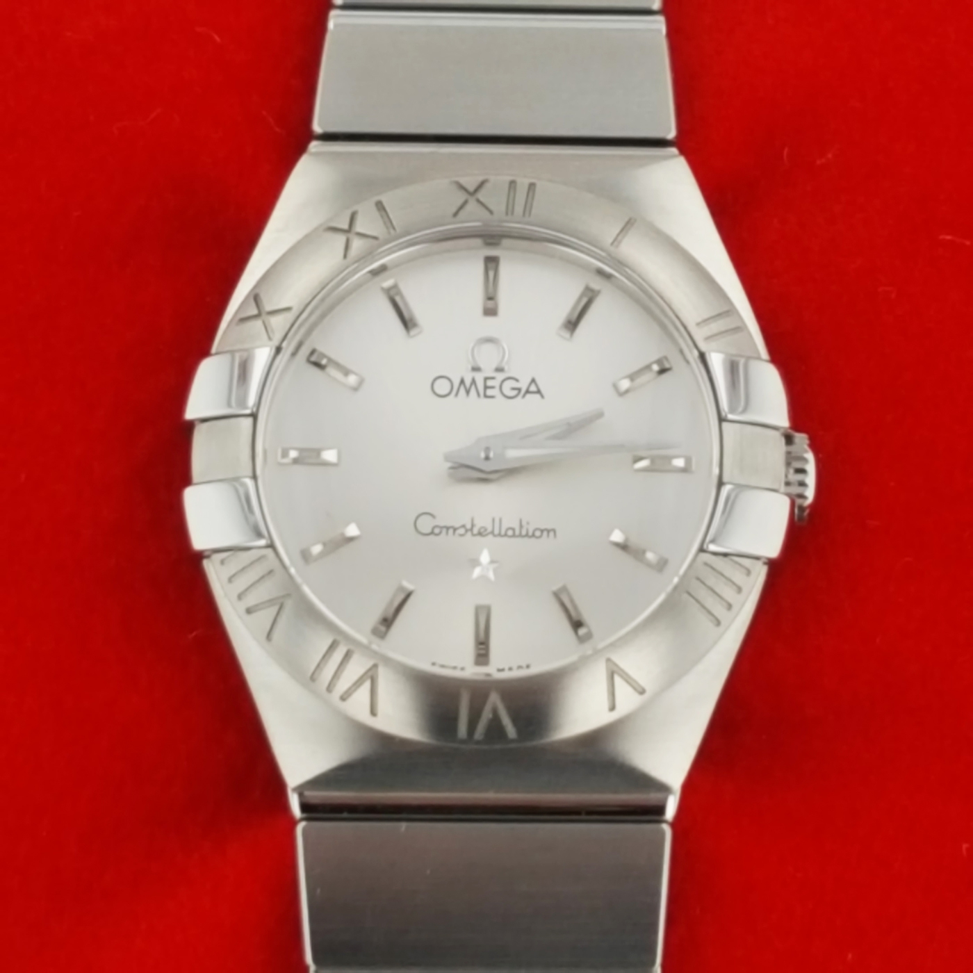 123.10.24.60.02.001 Omega Constellation Quartz Movement